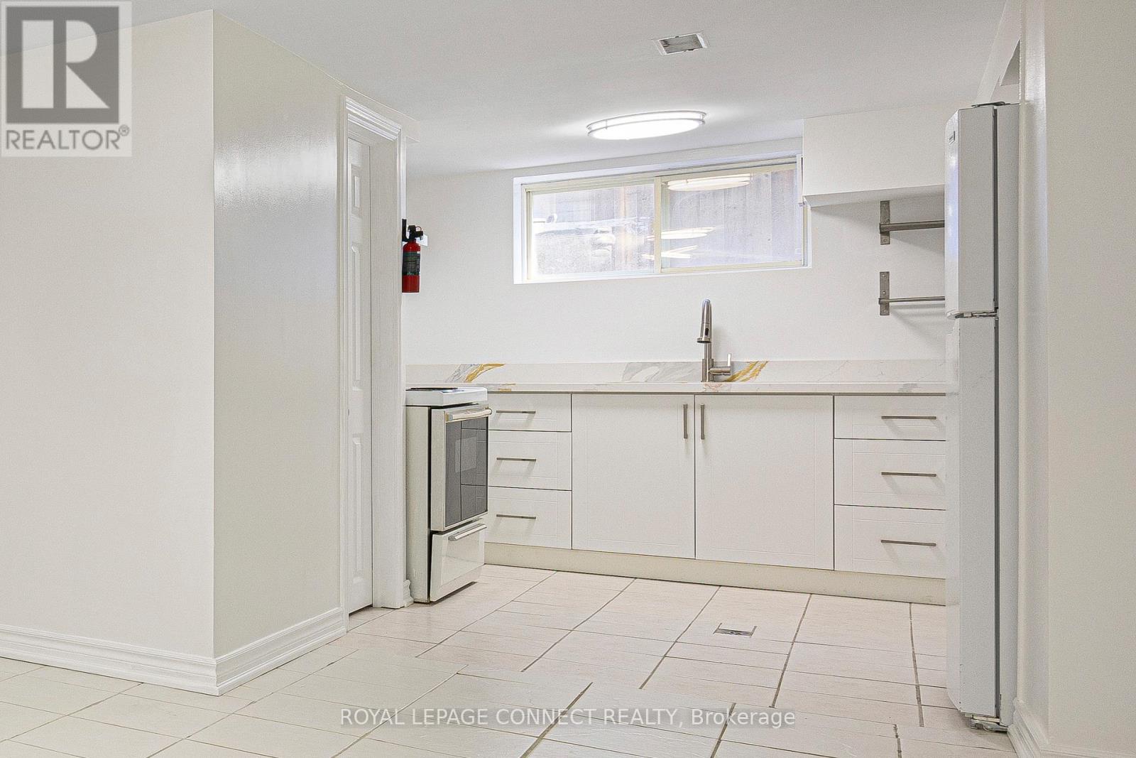 Bsmt - 77 Highland Park Boulevard, Markham, Ontario  L3T 1B6 - Photo 8 - N12447465