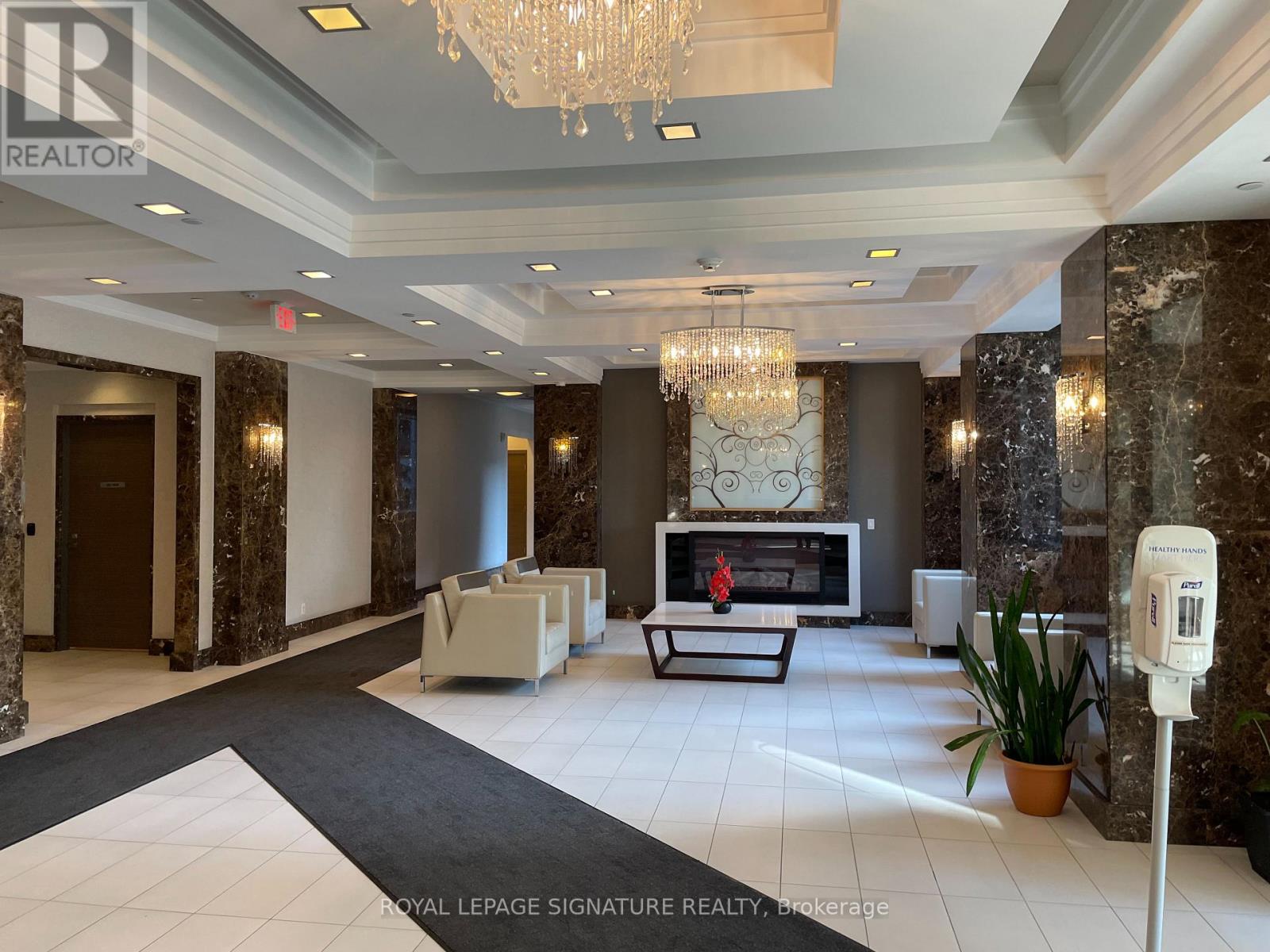 306 - 372 Hwy 7 E, Richmond Hill, Ontario  L4B 0C6 - Photo 3 - N12447478