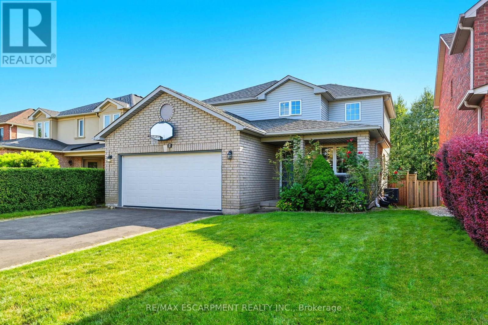 5 CHESAPEAKE DRIVE, Hamilton, Ontario