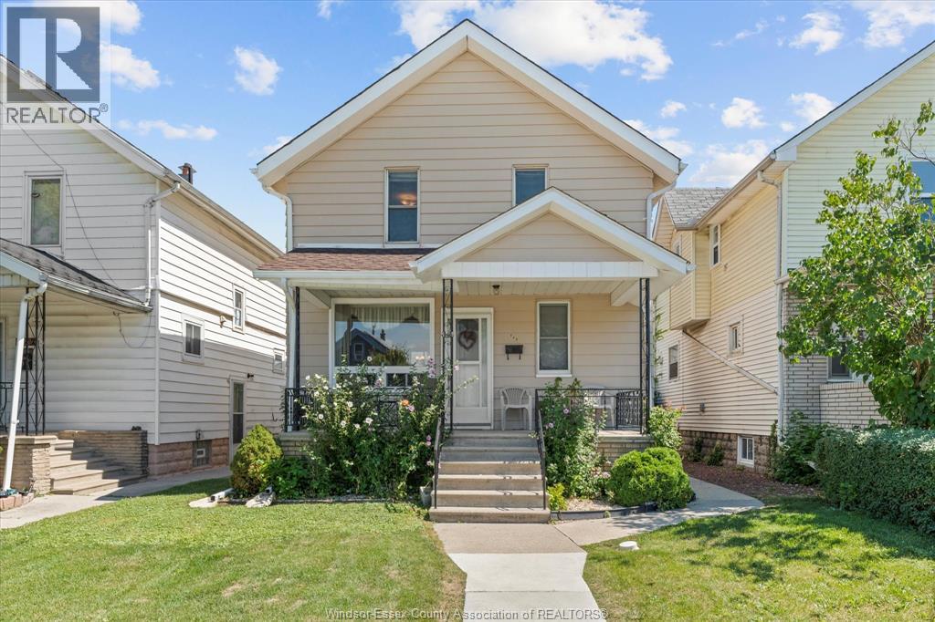 MLS# 25025414: 946 ELSMERE AVENUE, Windsor, Canada