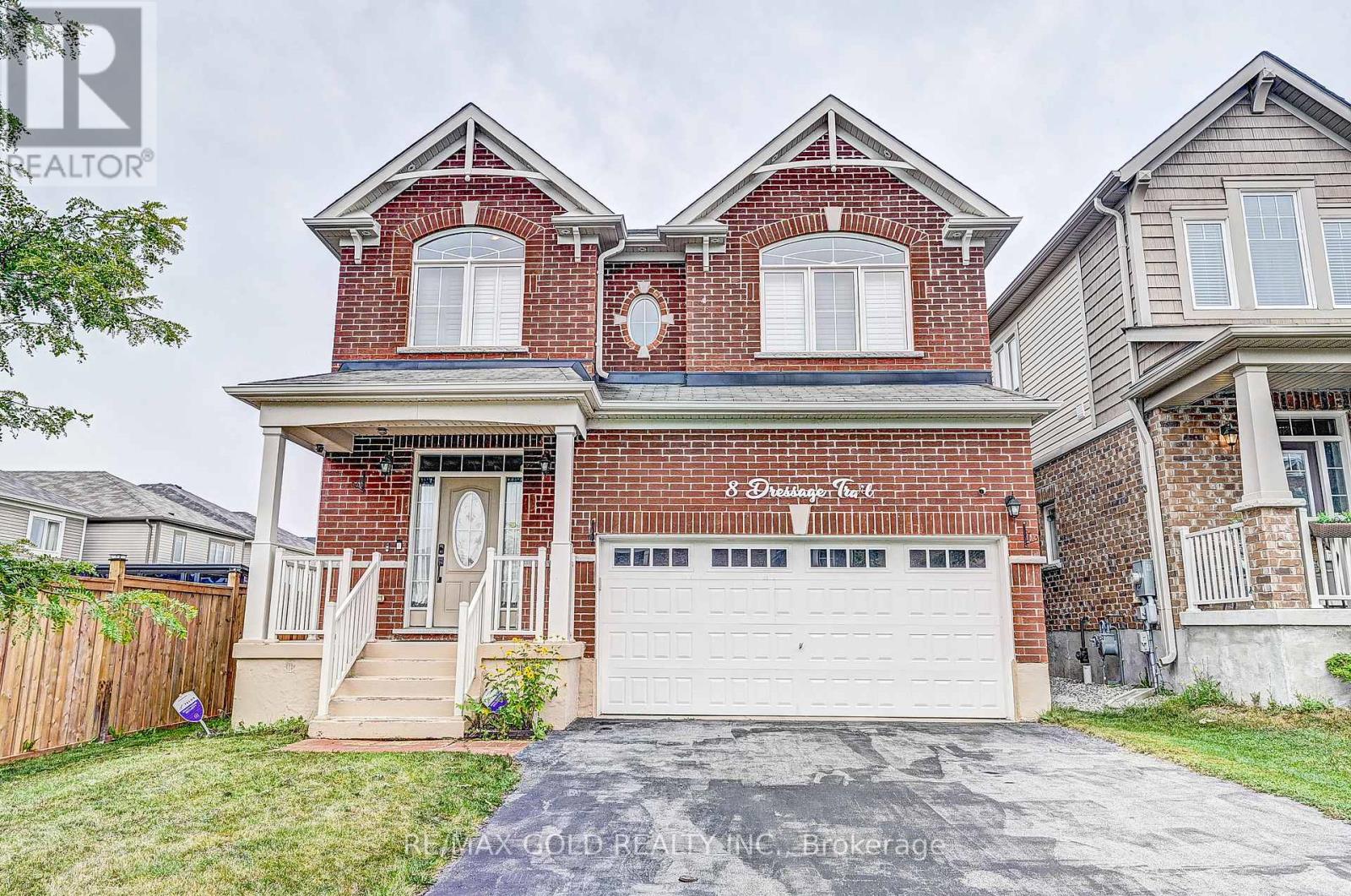 8 DRESSAGE TRAIL, Cambridge, Ontario