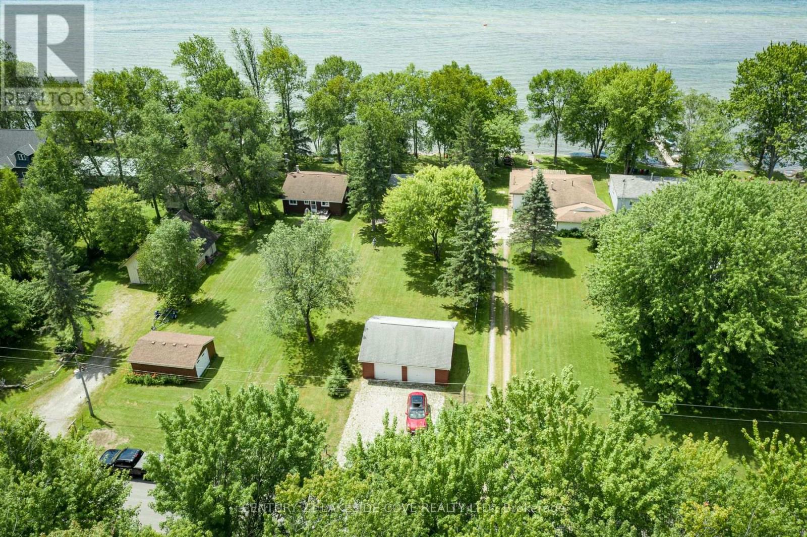 3322 Amilia Drive, Ramara, Ontario  L0K 1B0 - Photo 7 - S12447381