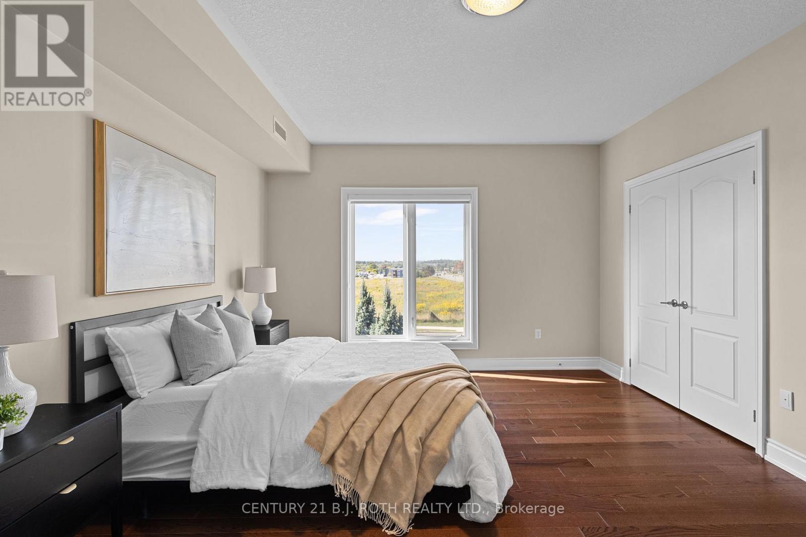 218 - 720 Yonge Street, Barrie (Painswick South), Ontario  L9J 0G9 - Photo 13 - S12447422