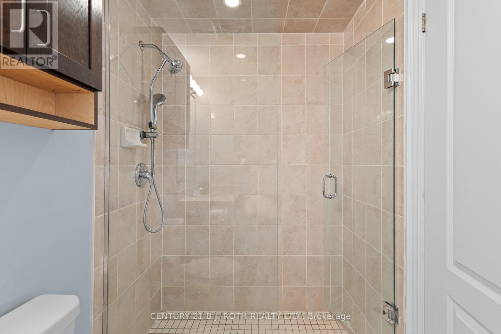 218 - 720 Yonge Street, Barrie (Painswick South), Ontario  L9J 0G9 - Photo 19 - S12447422