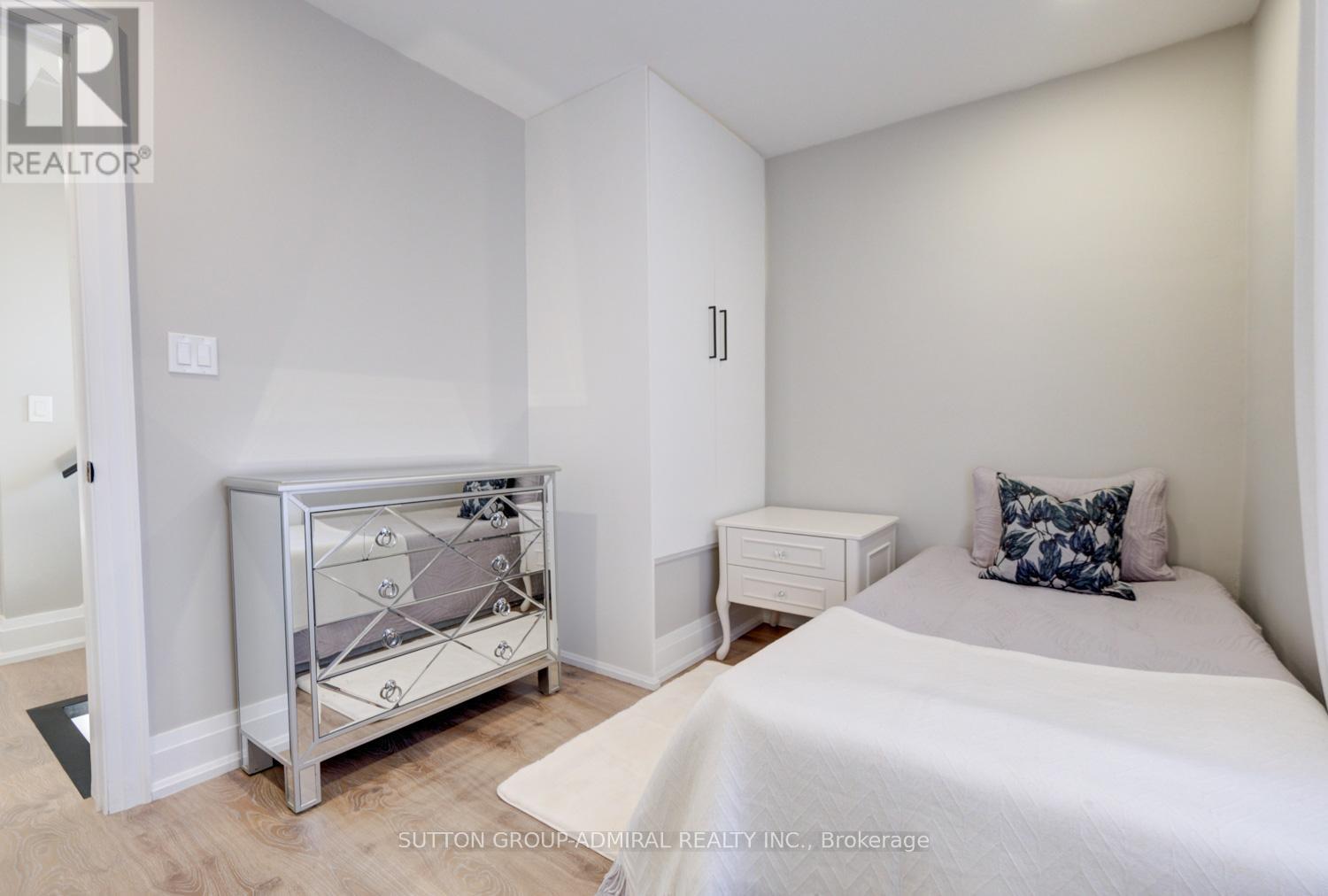 48 Obrien Street, Orillia, Ontario  L3V 5S3 - Photo 29 - S12447424