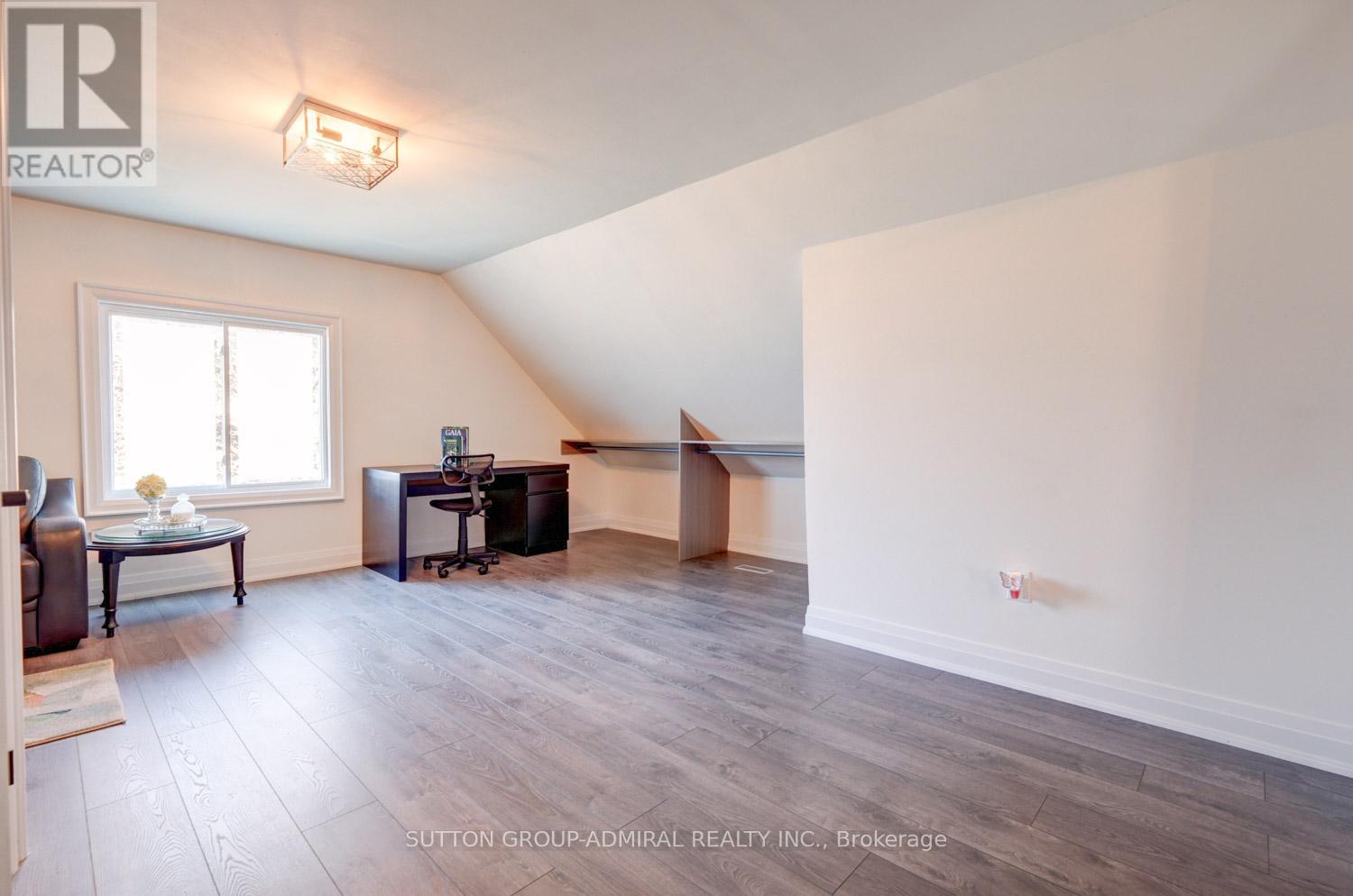 48 Obrien Street, Orillia, Ontario  L3V 5S3 - Photo 35 - S12447424