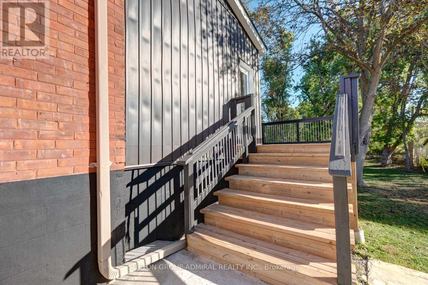 48 Obrien Street, Orillia, Ontario  L3V 5S3 - Photo 44 - S12447424