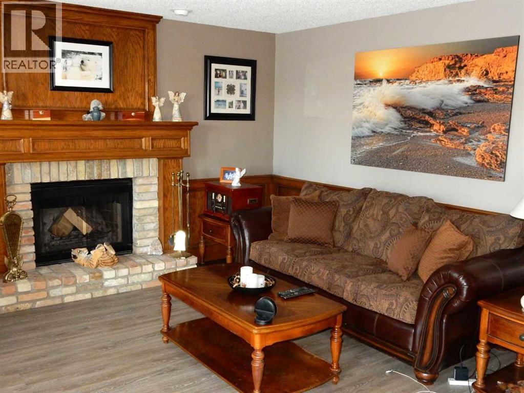 16 Bedwood Rise Ne, Calgary, Alberta  T3K 2H2 - Photo 12 - A2261068