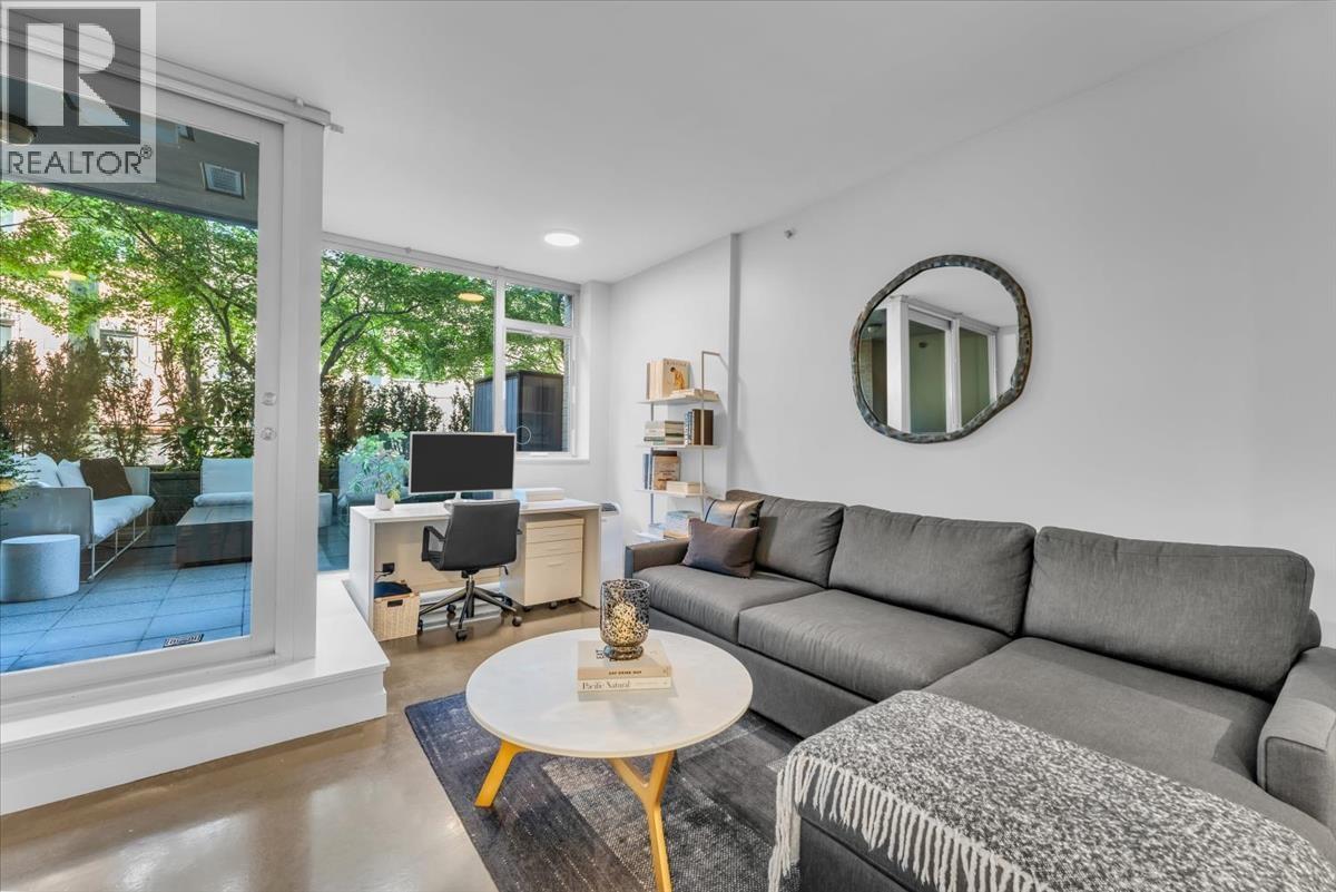 210 221 UNION STREET, Vancouver, British Columbia