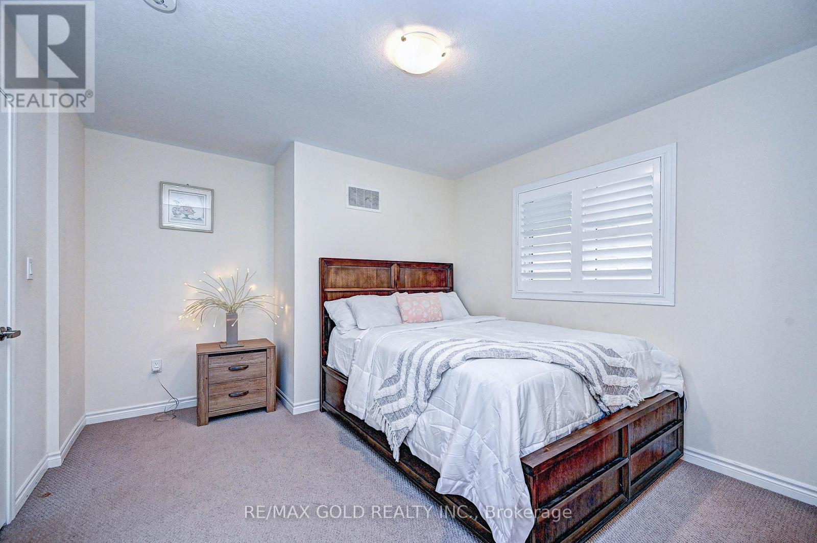8 Dressage Trail, Cambridge, Ontario  N3E 0C3 - Photo 41 - X12446347