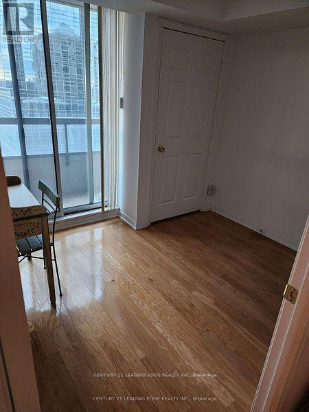 703 - 8 Hillcrest Avenue, Toronto, Ontario  M2N 6Y6 - Photo 11 - C12446857