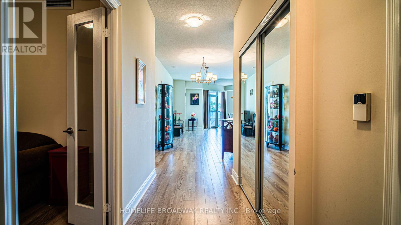 263 - 23 Cox Boulevard, Markham, Ontario  L3R 7Z9 - Photo 5 - N12411748
