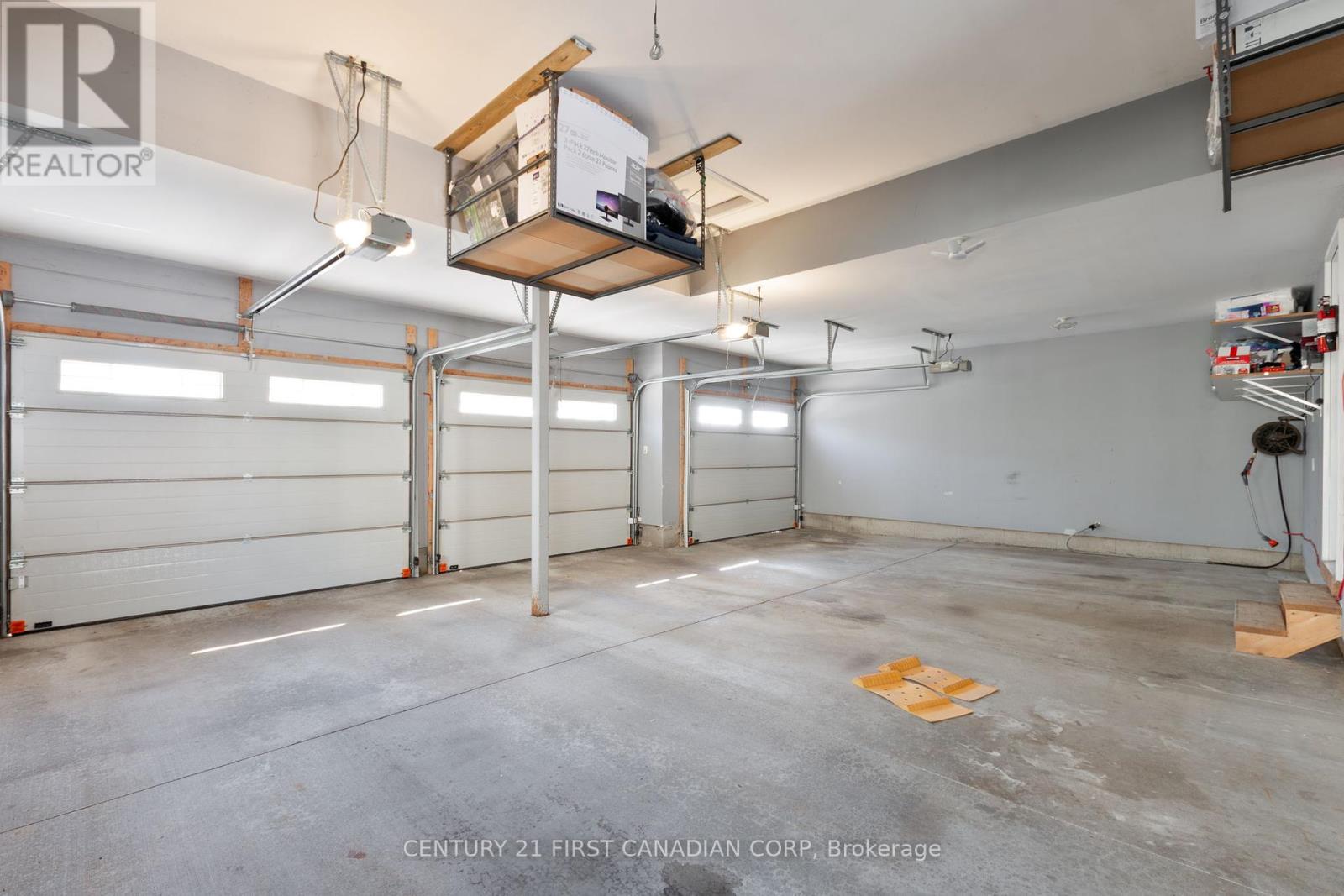 3403 Settlement Court, London South, Ontario  N6P 0A7 - Photo 48 - X12447495