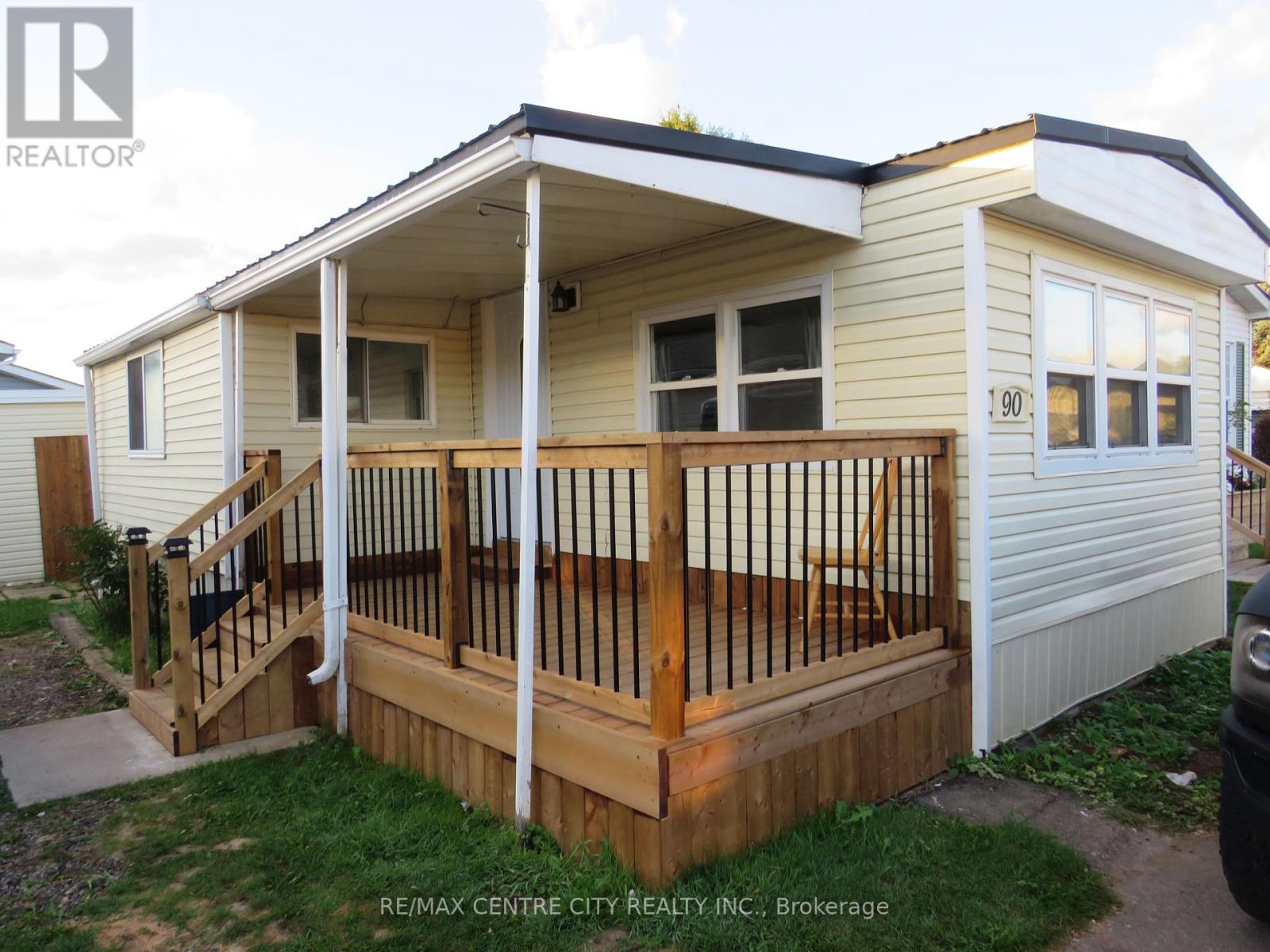 90 - 2189 Dundas Street E, London East, Ontario  N5V 1H3 - Photo 12 - X12447512