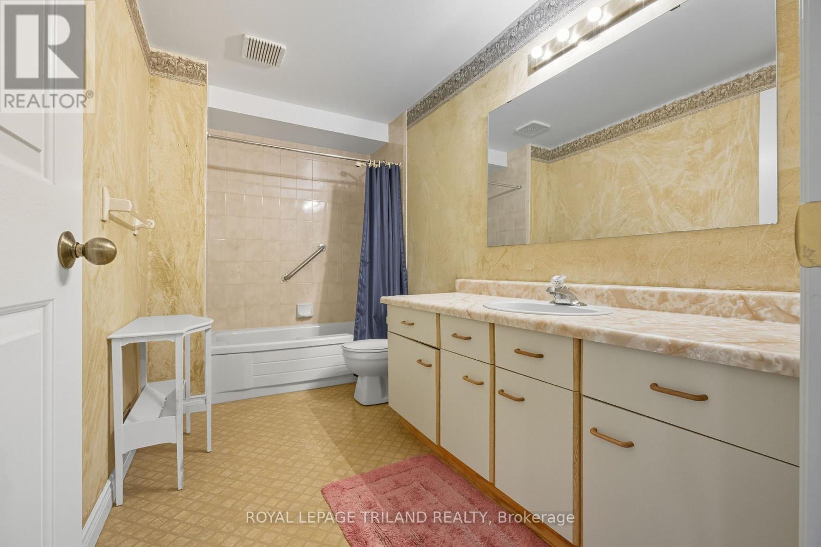 16 - 60 Rosecliffe Crescent, London South (South C), Ontario  N6K 4E6 - Photo 25 - X12447560
