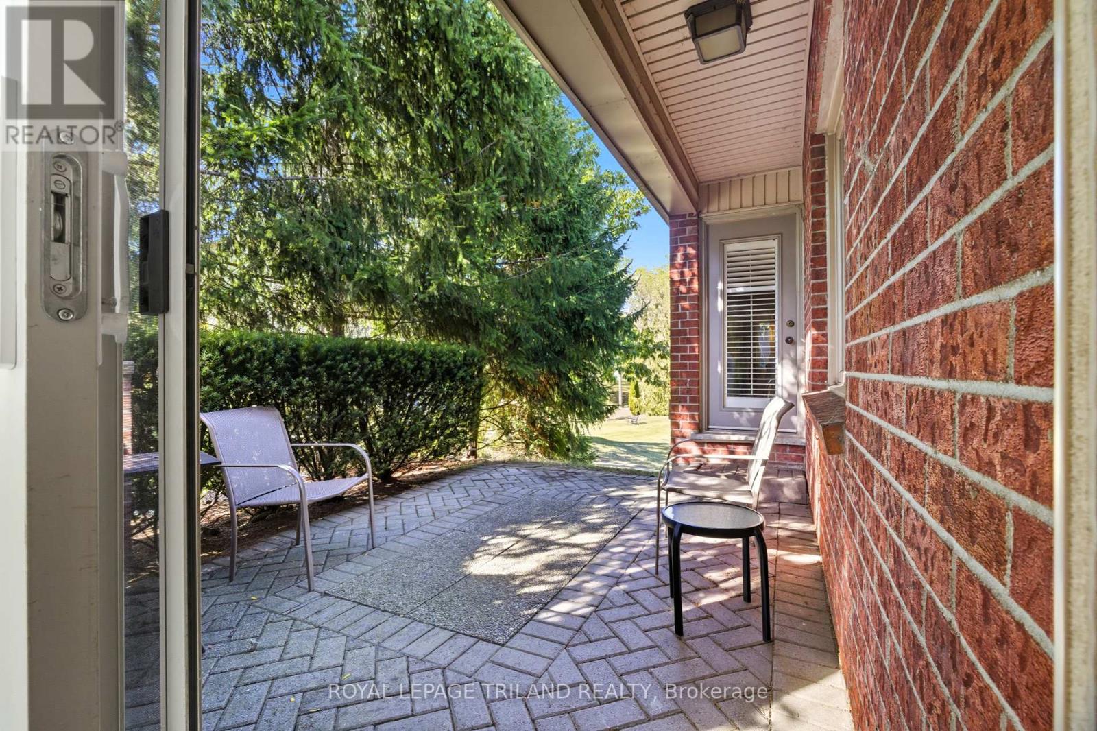16 - 60 Rosecliffe Crescent, London South (South C), Ontario  N6K 4E6 - Photo 31 - X12447560