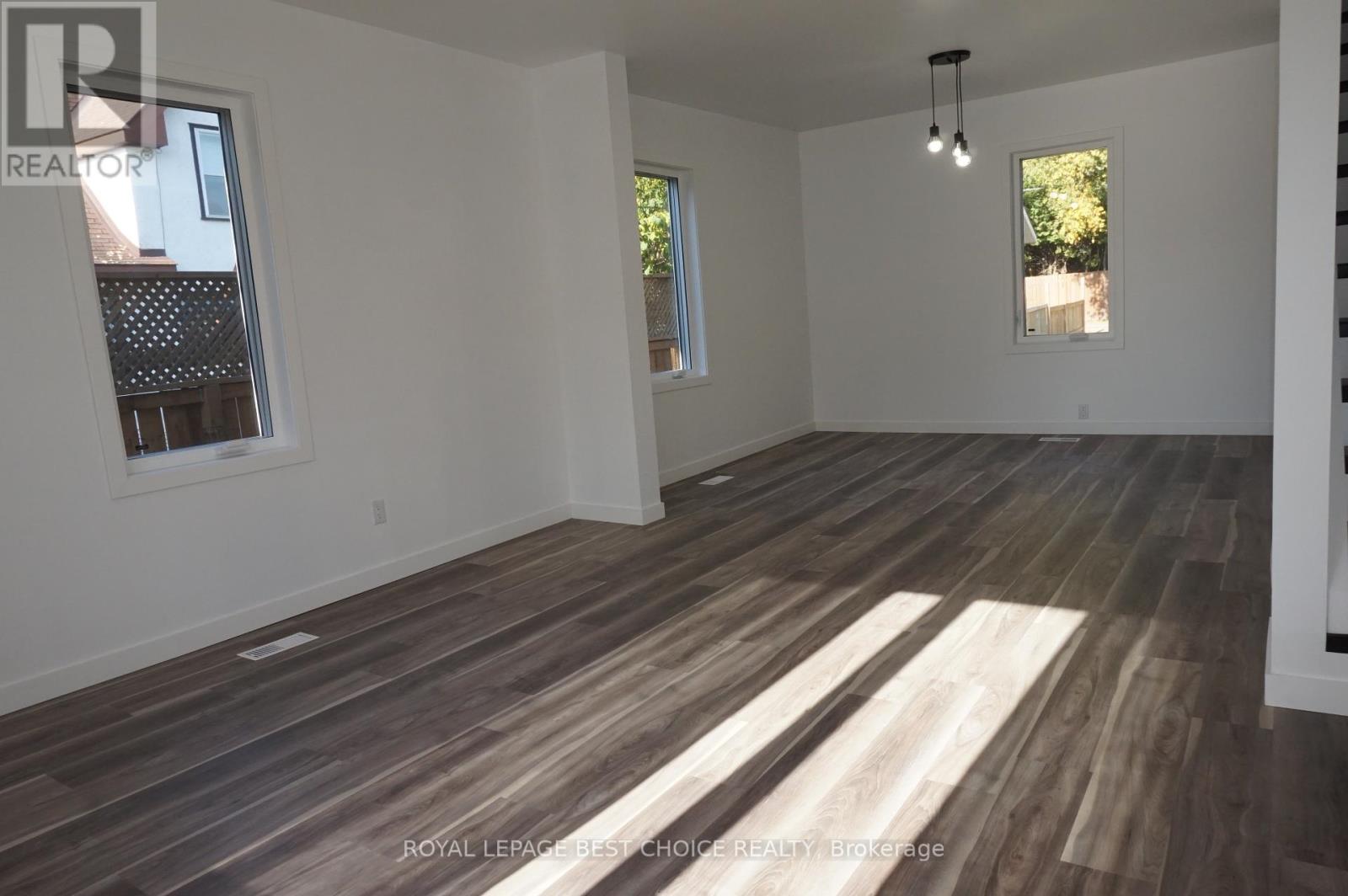 54 Lakeshore Road, Temiskaming Shores, Ontario  P0J 1P0 - Photo 10 - T12447554