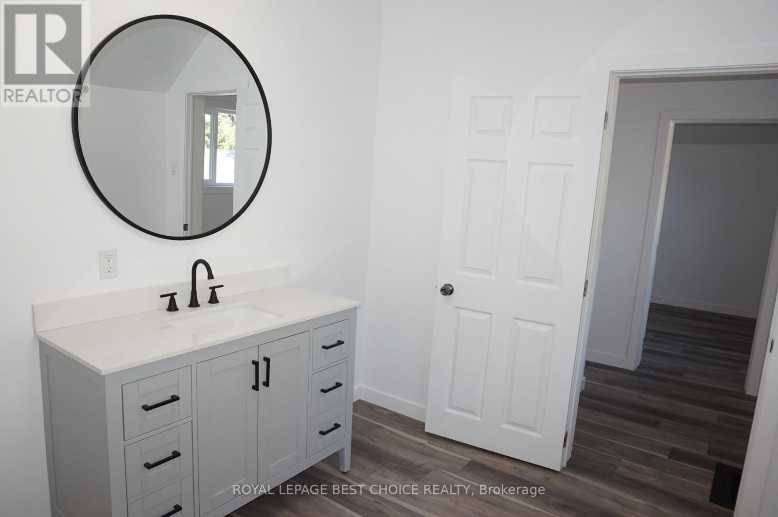 54 Lakeshore Road, Temiskaming Shores, Ontario  P0J 1P0 - Photo 15 - T12447554