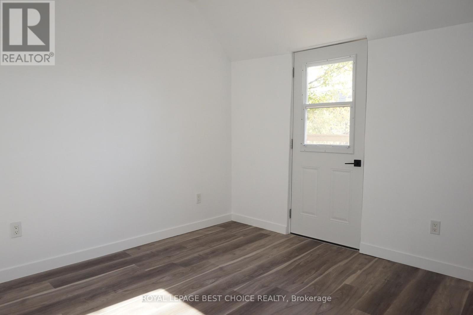 54 Lakeshore Road, Temiskaming Shores, Ontario  P0J 1P0 - Photo 17 - T12447554