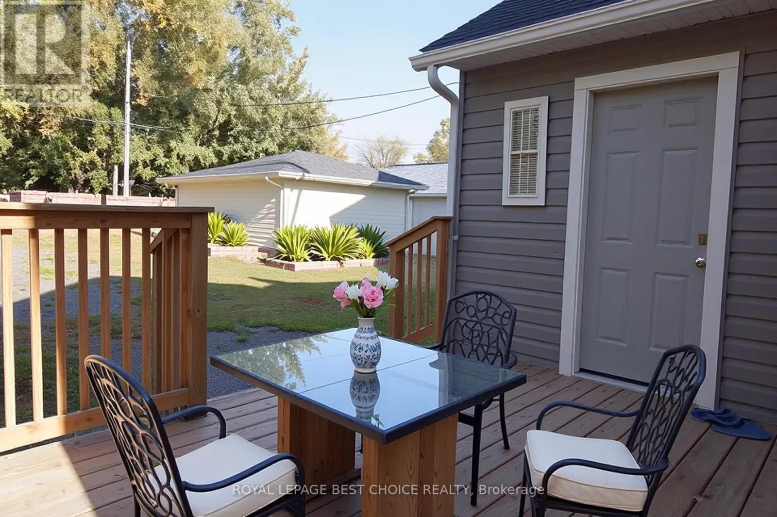 54 Lakeshore Road, Temiskaming Shores, Ontario  P0J 1P0 - Photo 25 - T12447554