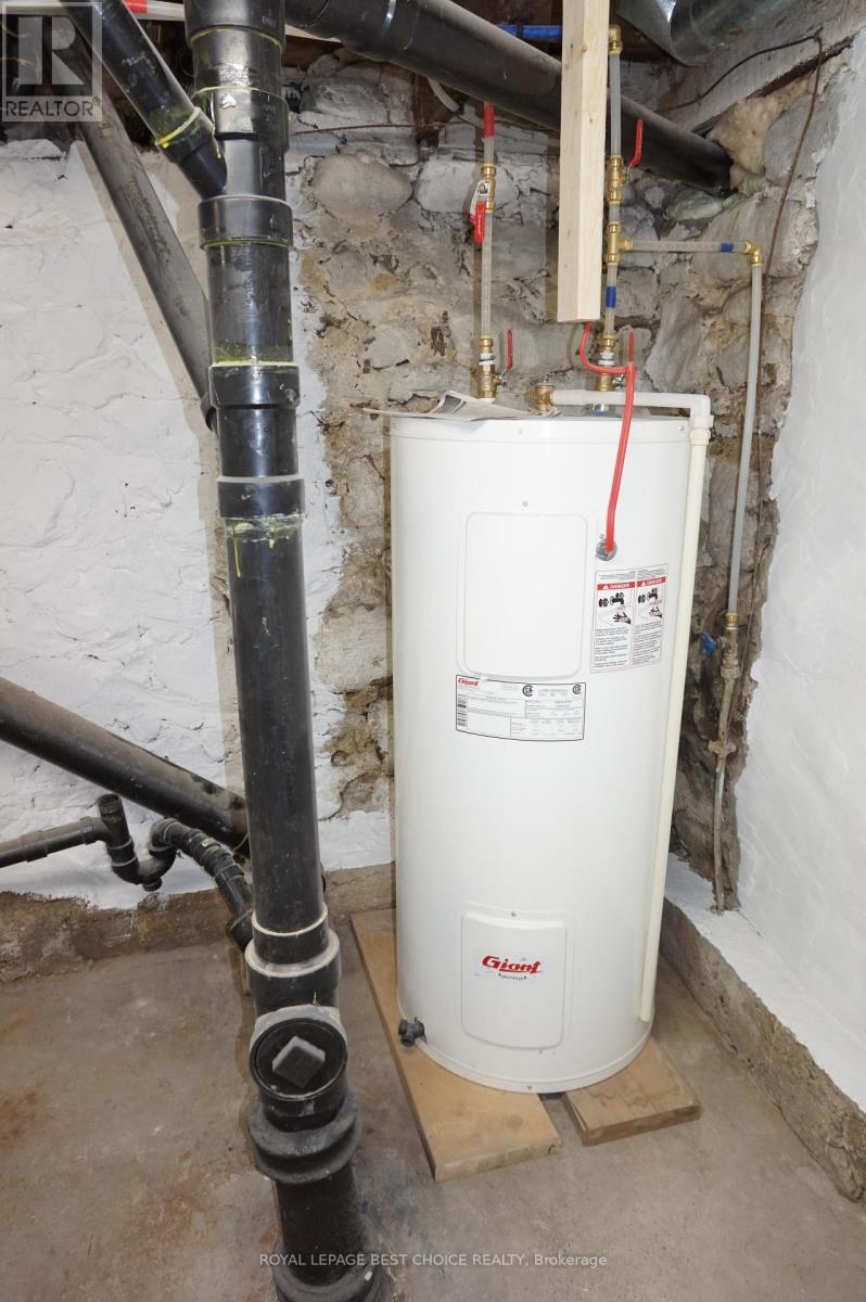 54 Lakeshore Road, Temiskaming Shores, Ontario  P0J 1P0 - Photo 32 - T12447554