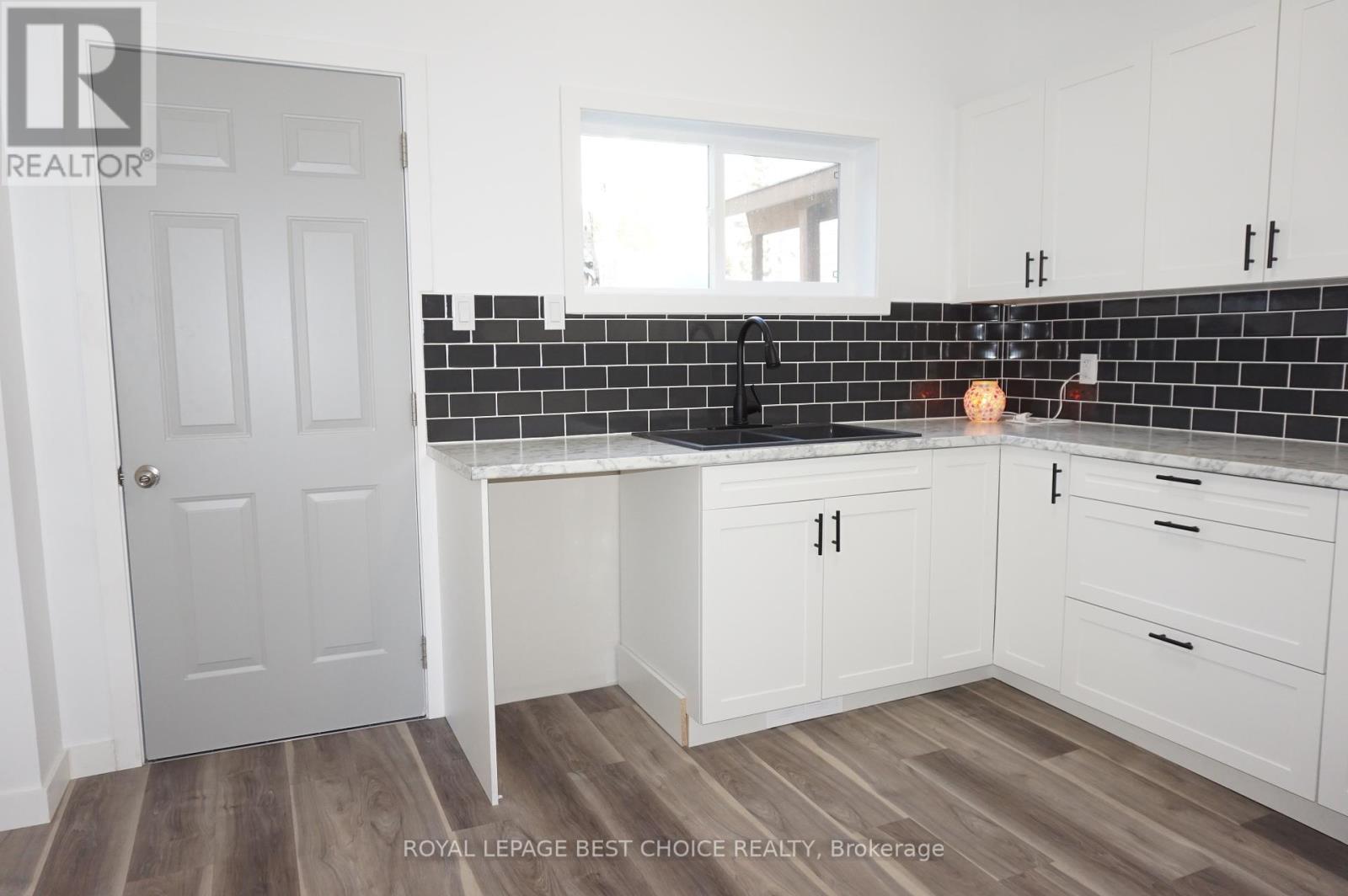 54 Lakeshore Road, Temiskaming Shores, Ontario  P0J 1P0 - Photo 5 - T12447554