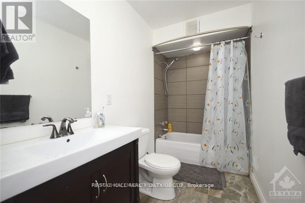 #a - 178 Donald Street, Ottawa, Ontario  K1K 1M9 - Photo 10 - X12447505