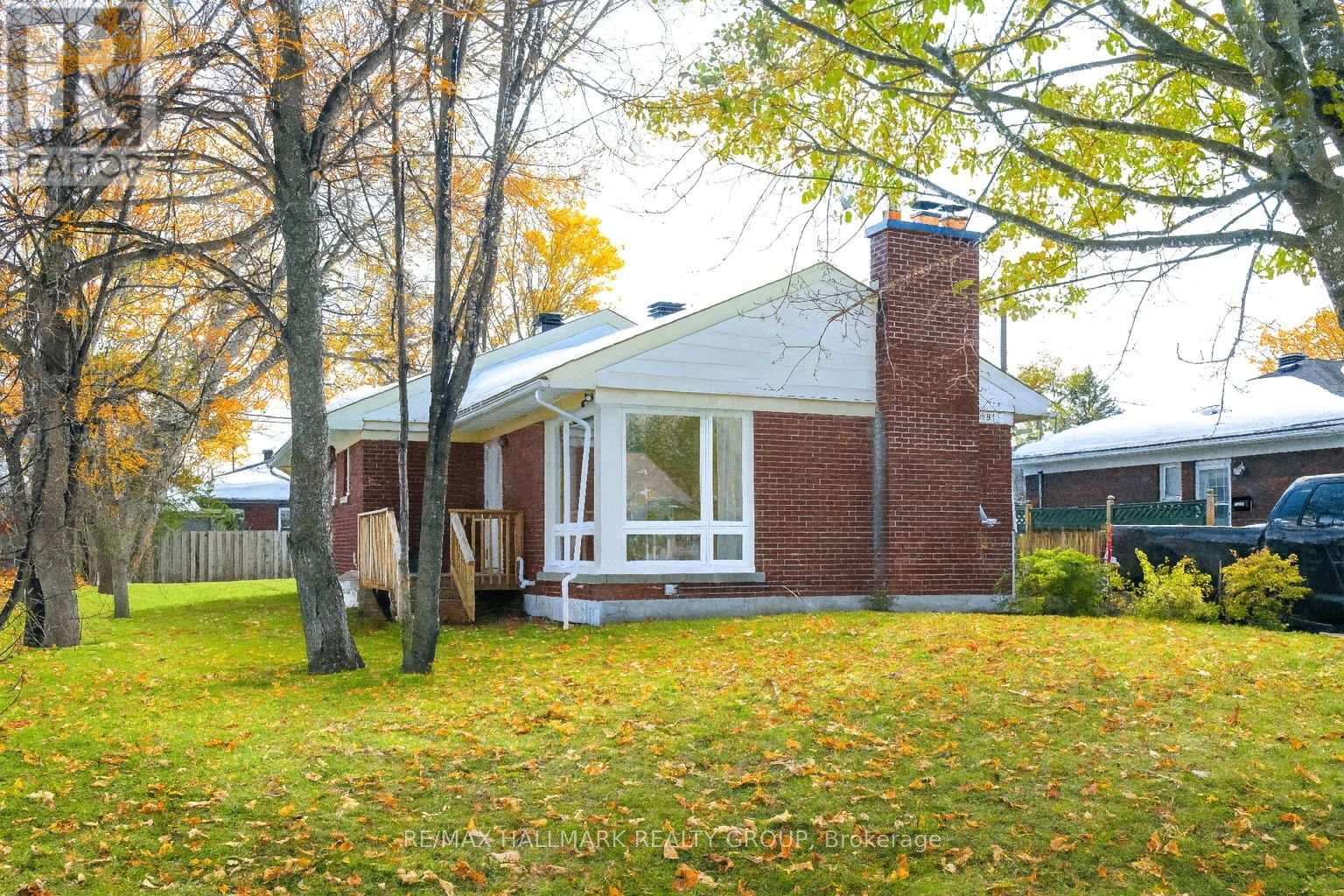 1913 TWEED AVENUE, Ottawa, Ontario
