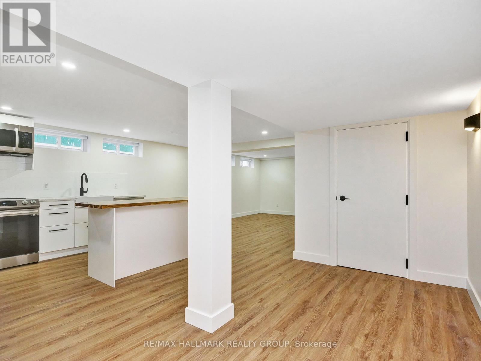 1913 Tweed Avenue, Ottawa, Ontario  K1G 2L8 - Photo 4 - X12447516