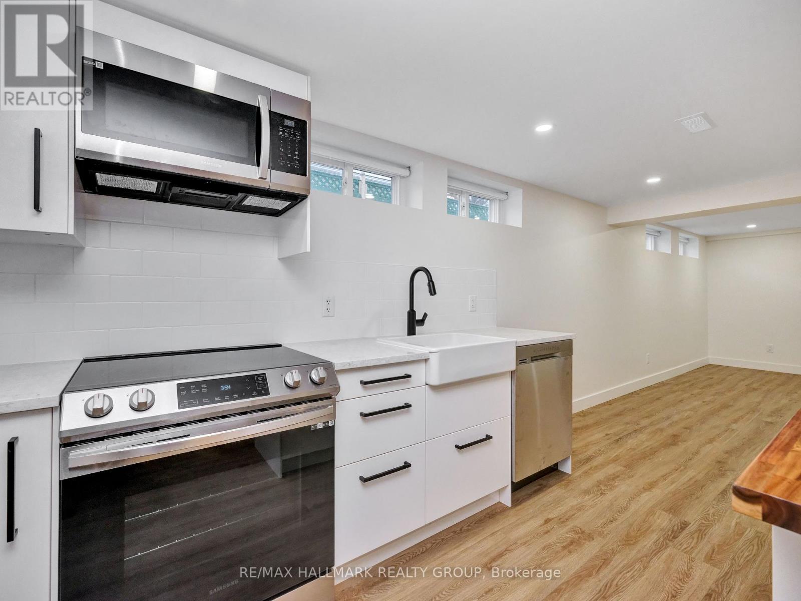 1913 Tweed Avenue, Ottawa, Ontario  K1G 2L8 - Photo 7 - X12447516