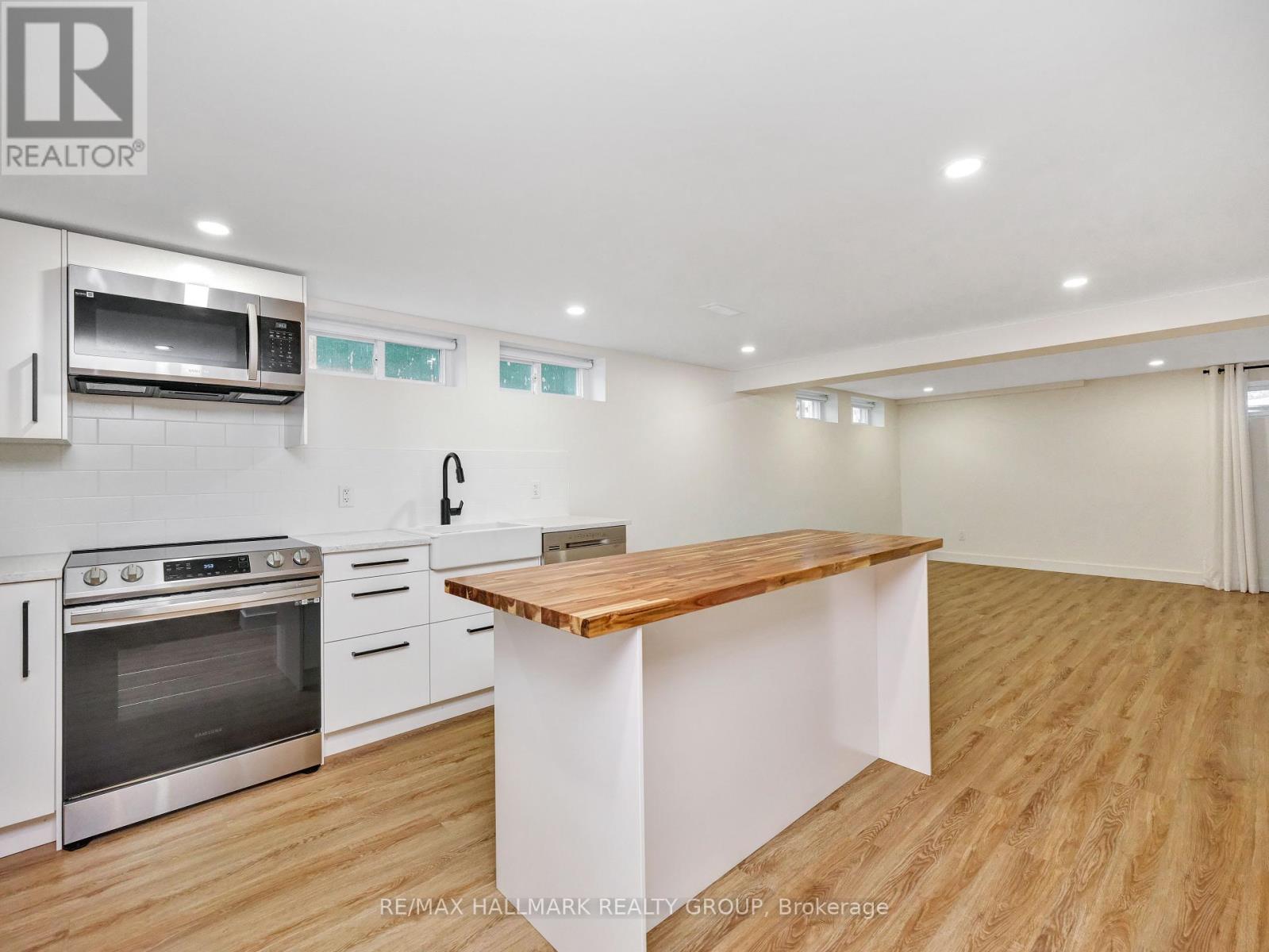 1913 Tweed Avenue, Ottawa, Ontario  K1G 2L8 - Photo 8 - X12447516