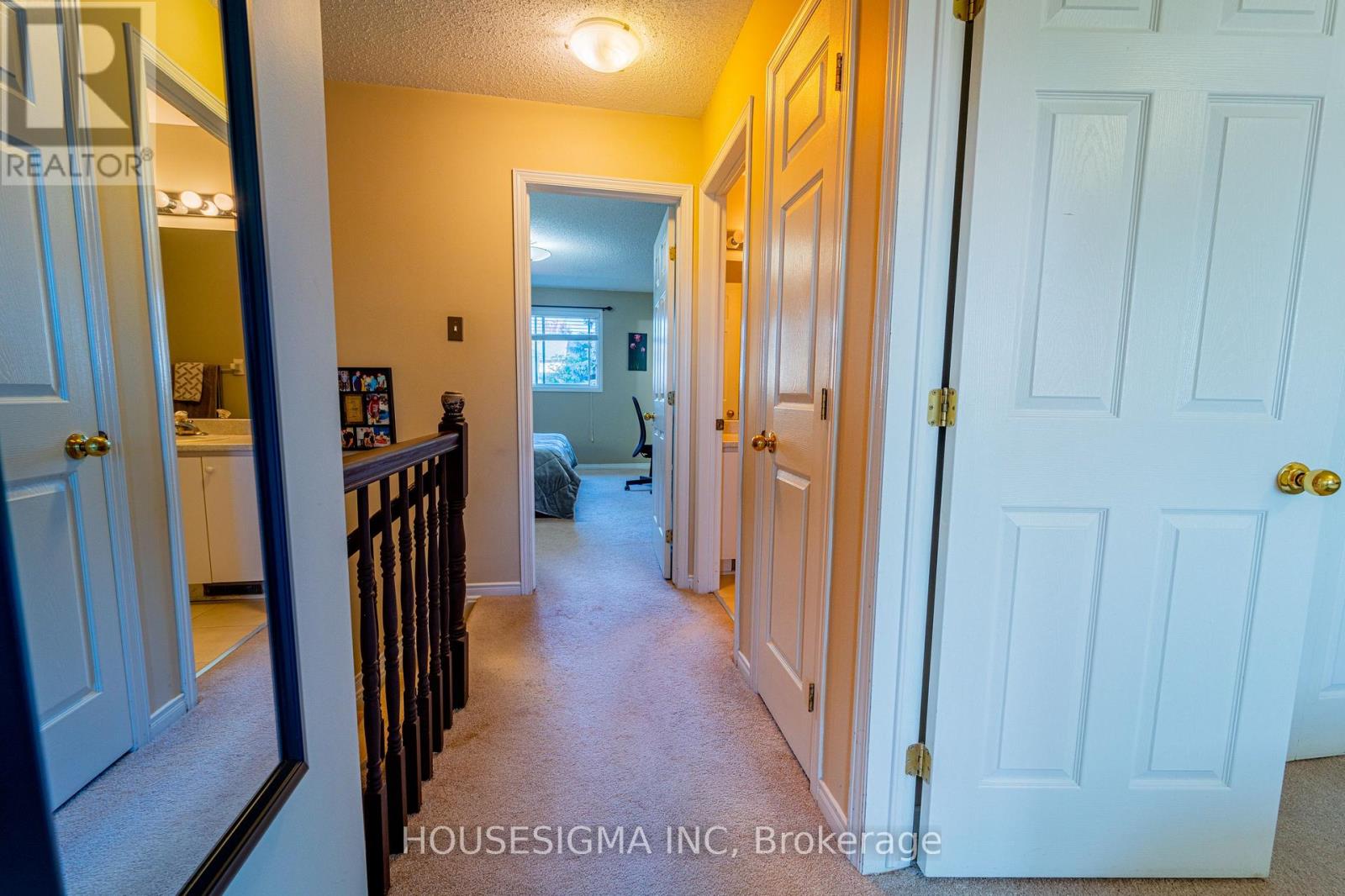 8 Hodgson Court, Ottawa, Ontario  K2K 2T3 - Photo 14 - X12447526