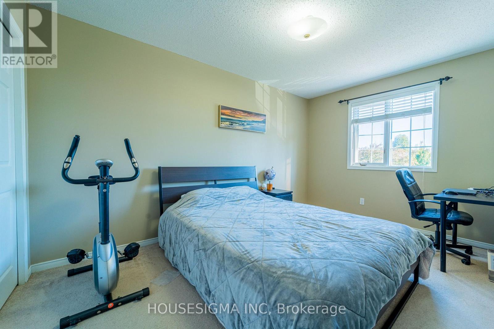 8 Hodgson Court, Ottawa, Ontario  K2K 2T3 - Photo 16 - X12447526
