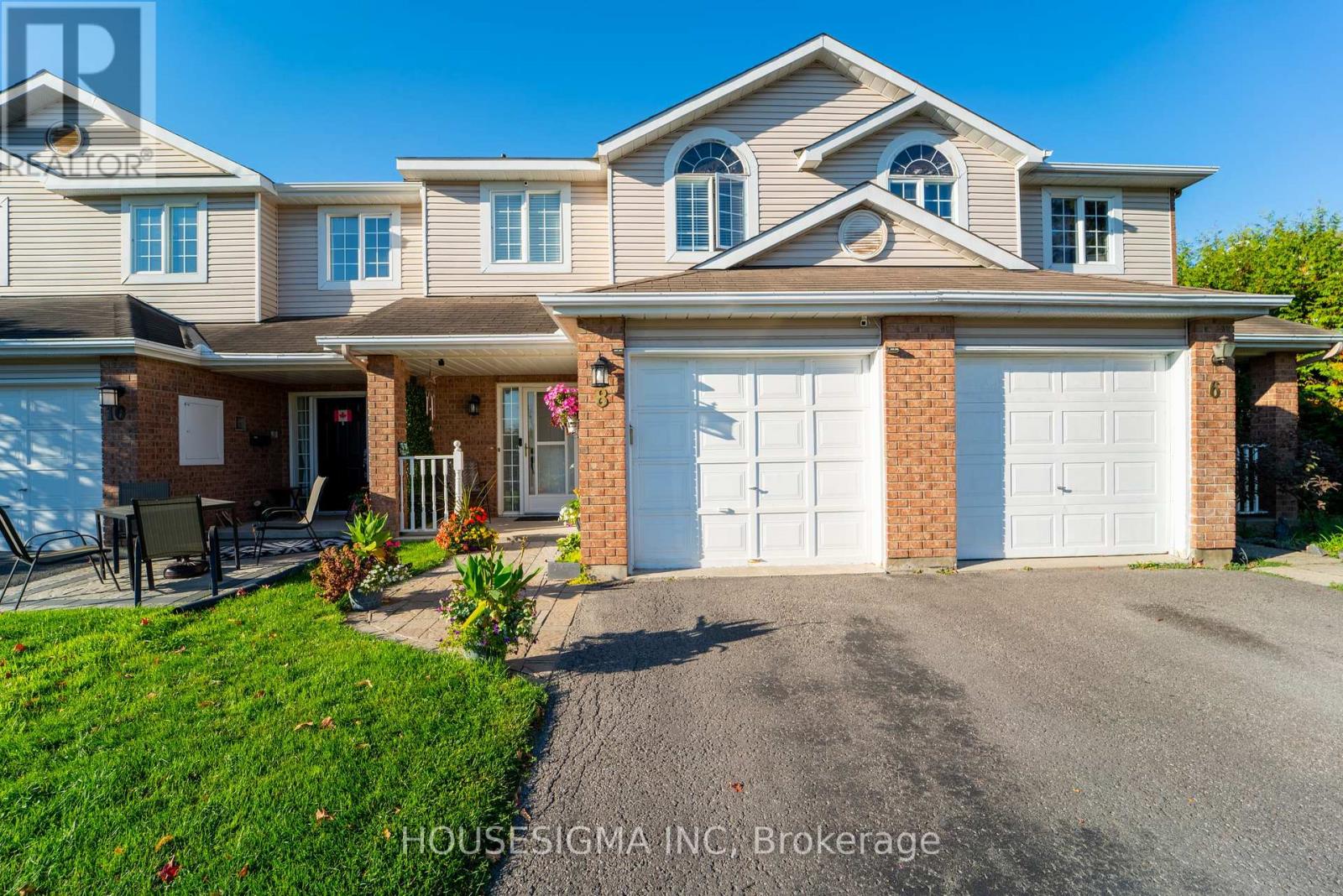 8 Hodgson Court, Ottawa, Ontario  K2K 2T3 - Photo 2 - X12447526