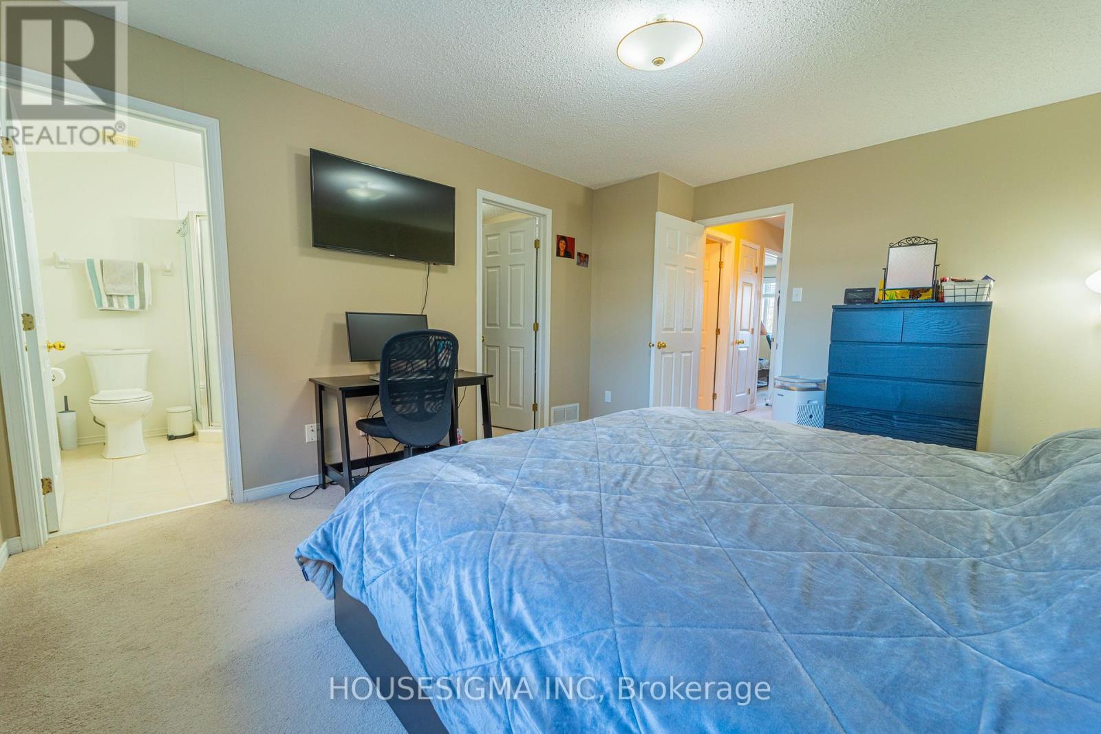 8 Hodgson Court, Ottawa, Ontario  K2K 2T3 - Photo 20 - X12447526