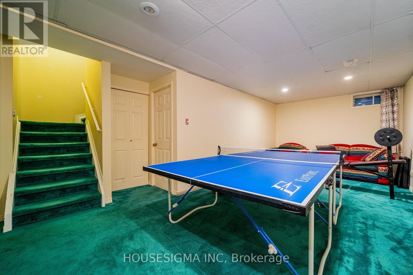 8 Hodgson Court, Ottawa, Ontario  K2K 2T3 - Photo 23 - X12447526