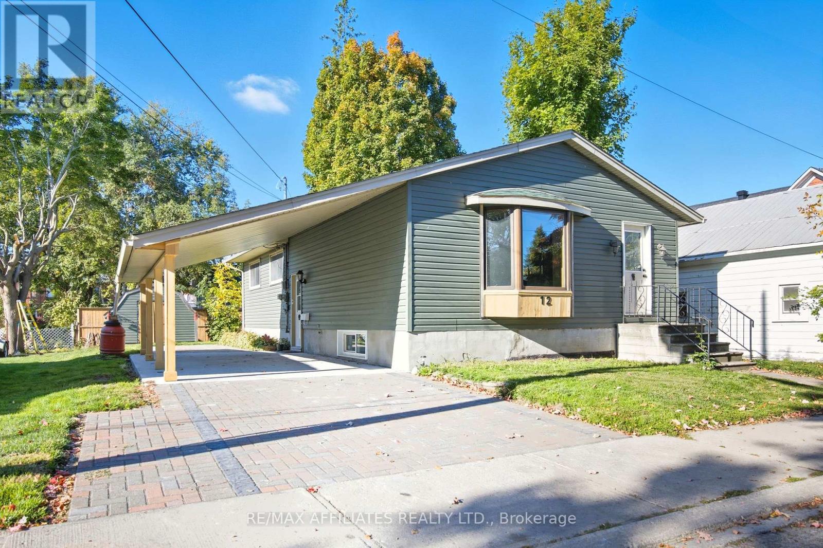 12 Prince Street, Carleton Place, Ontario  K7C 2M4 - Photo 3 - X12447561