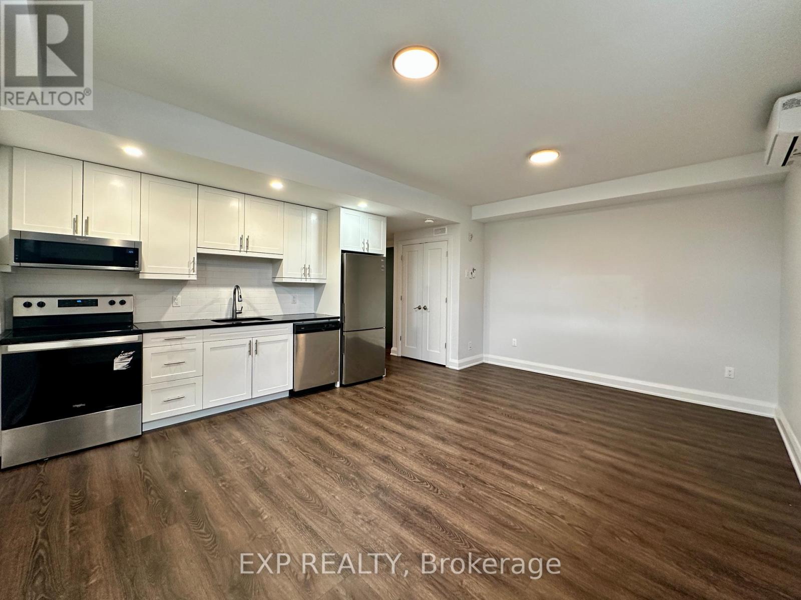100 - 33 Maple Grove Road, Ottawa, Ontario  K2L 2S7 - Photo 3 - X12447563
