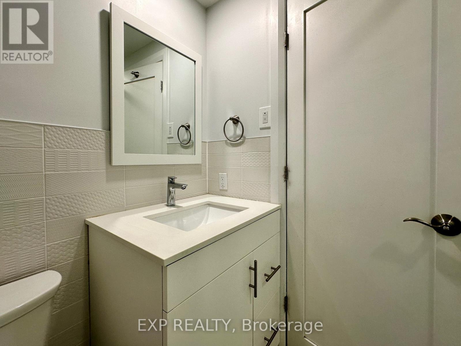 100 - 33 Maple Grove Road, Ottawa, Ontario  K2L 2S7 - Photo 6 - X12447563