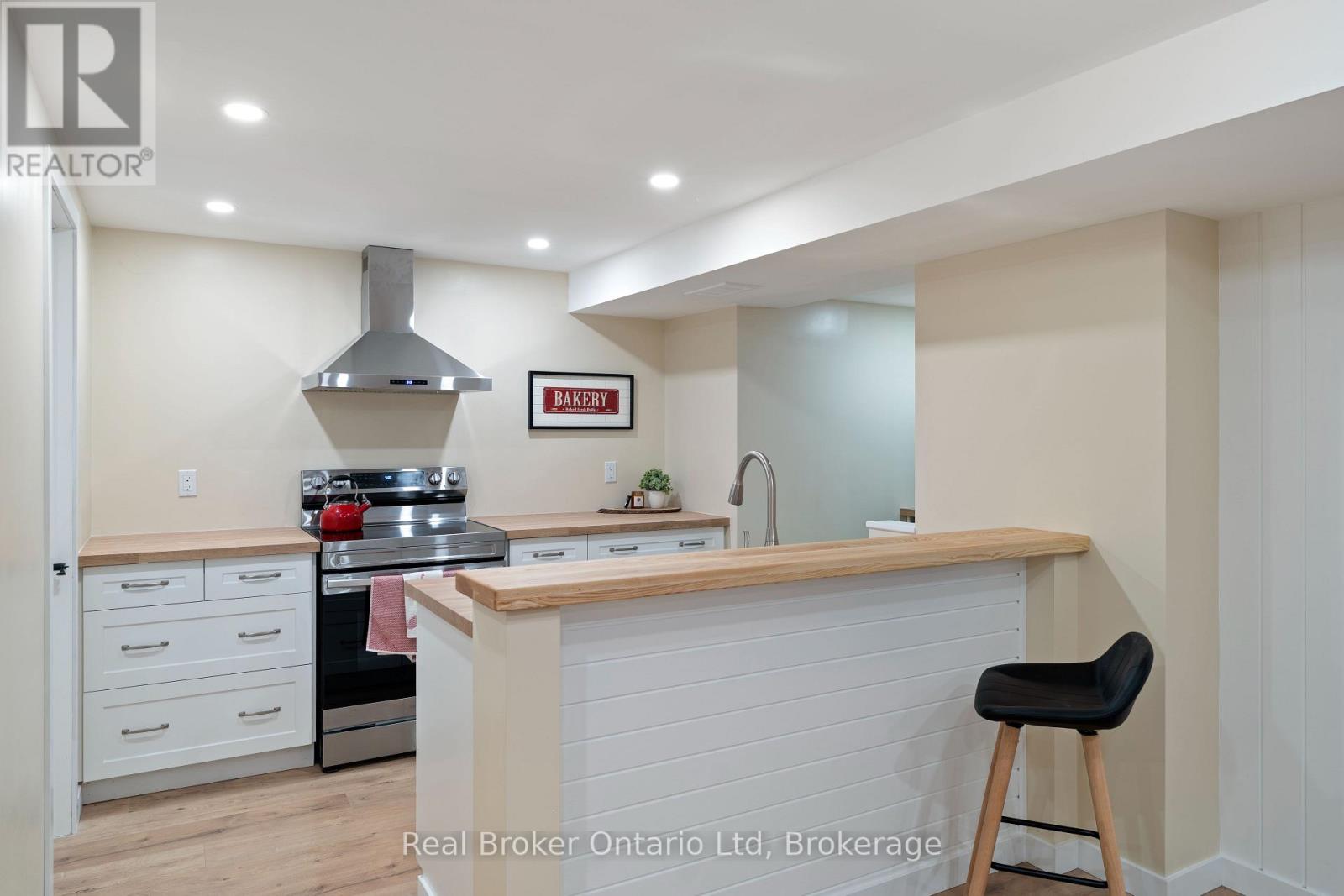 394 Queen Street N, West Grey, Ontario  N0G 1R0 - Photo 32 - X12416921