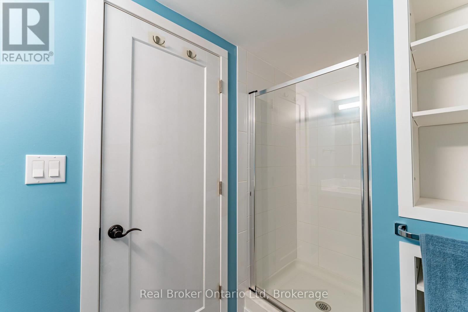 394 Queen Street N, West Grey, Ontario  N0G 1R0 - Photo 38 - X12416921