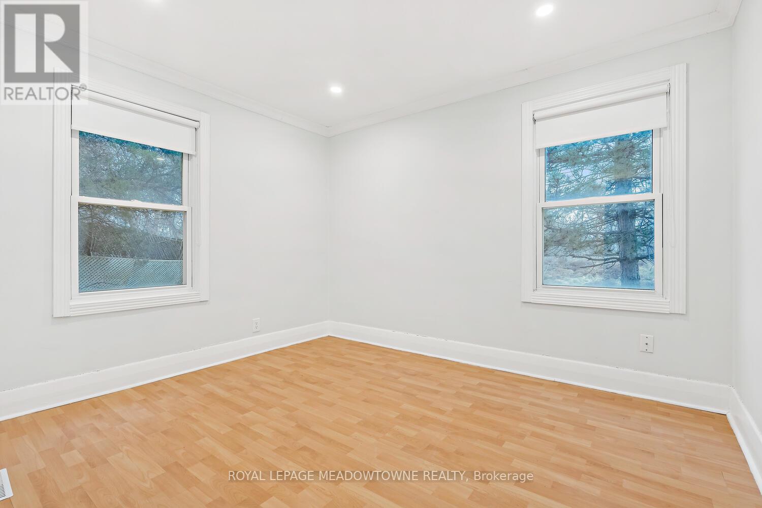 2 John Street, Halton Hills, Ontario  L7G 2J6 - Photo 16 - W12447332