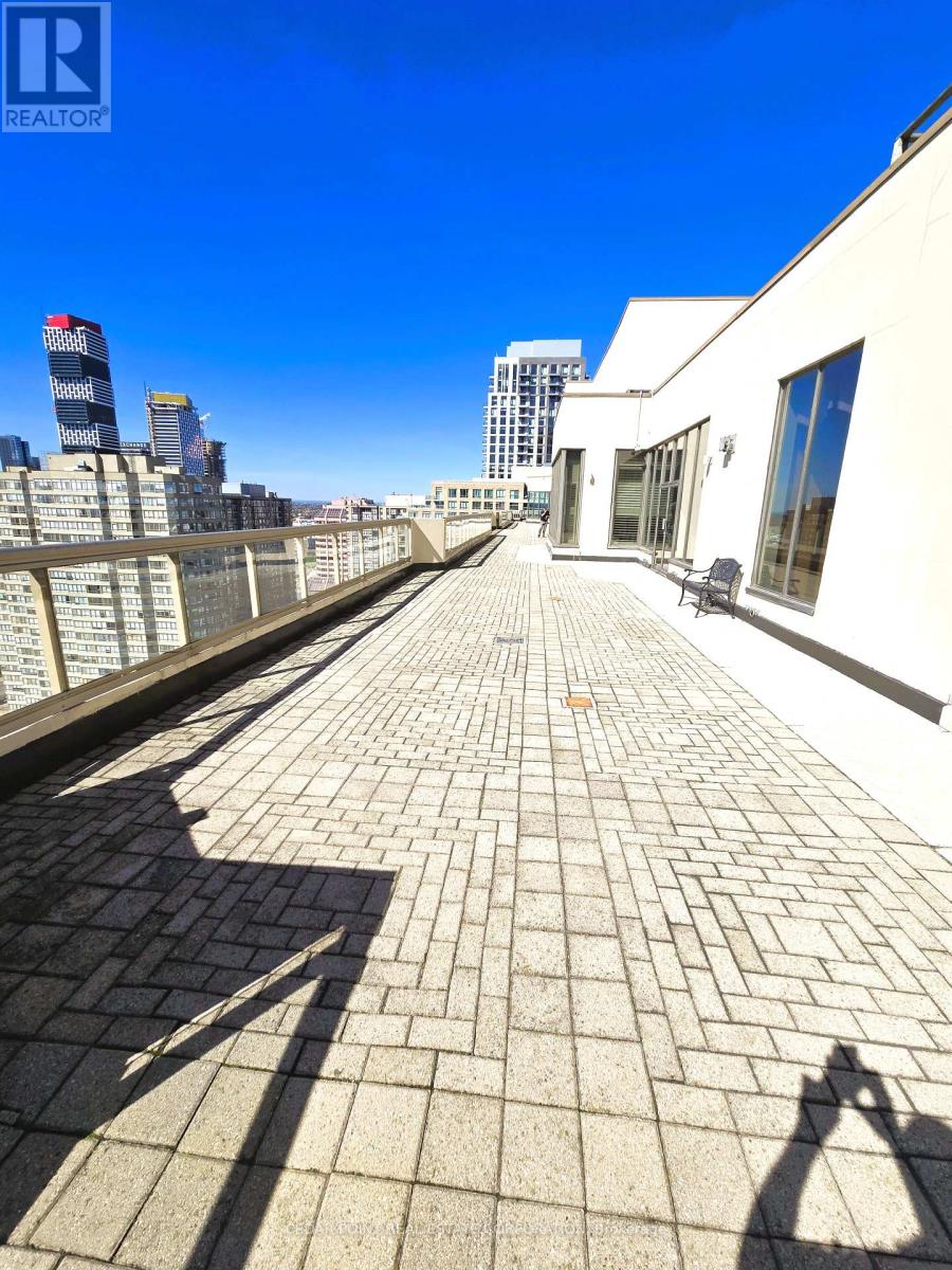 701 - 55 Elm Drive W, Mississauga, Ontario  L5B 3Z3 - Photo 14 - W12447368