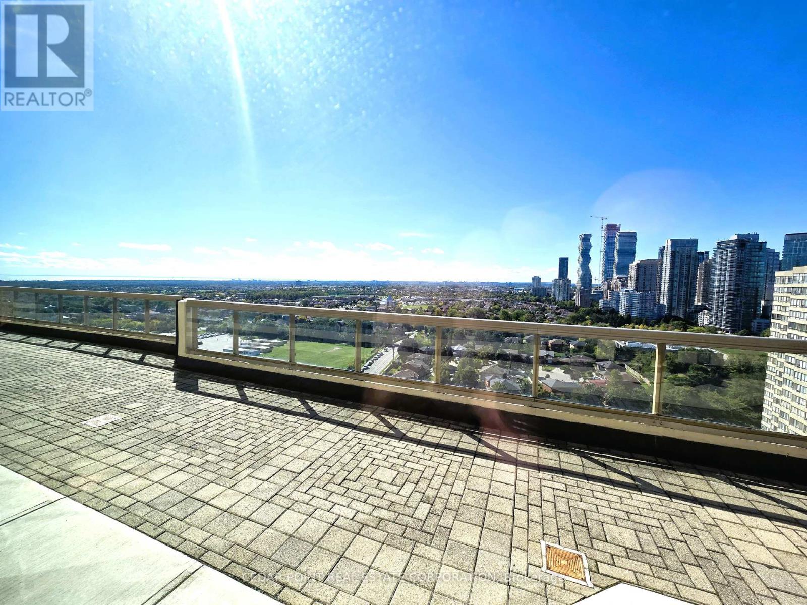 701 - 55 Elm Drive W, Mississauga, Ontario  L5B 3Z3 - Photo 15 - W12447368