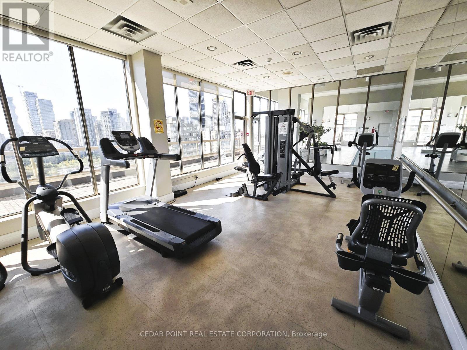 701 - 55 Elm Drive W, Mississauga, Ontario  L5B 3Z3 - Photo 19 - W12447368