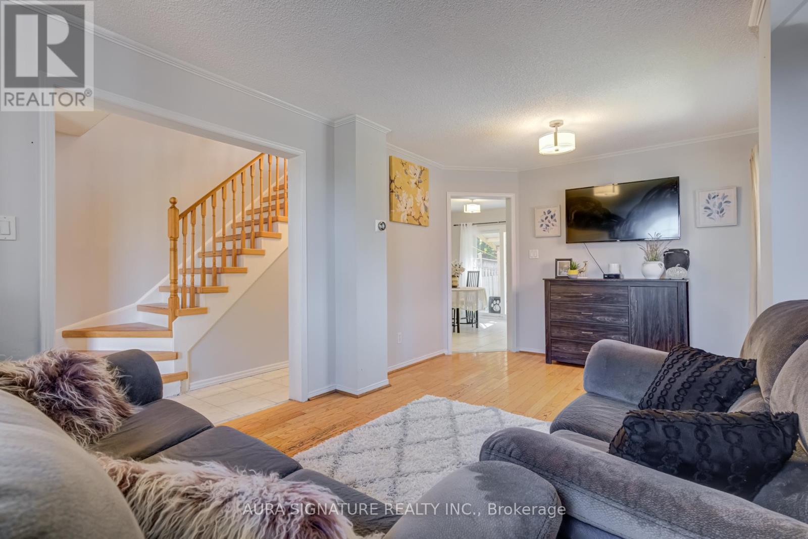 69 Alaskan Summit Court, Brampton (Sandringham-Wellington), Ontario  L6R 1N9 - Photo 10 - W12447384