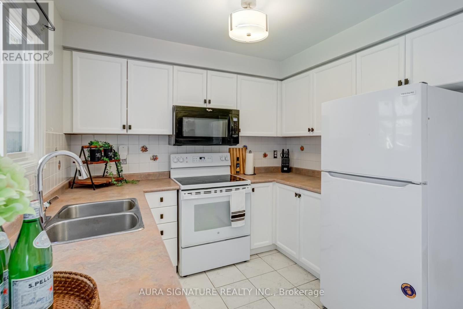 69 Alaskan Summit Court, Brampton (Sandringham-Wellington), Ontario  L6R 1N9 - Photo 15 - W12447384