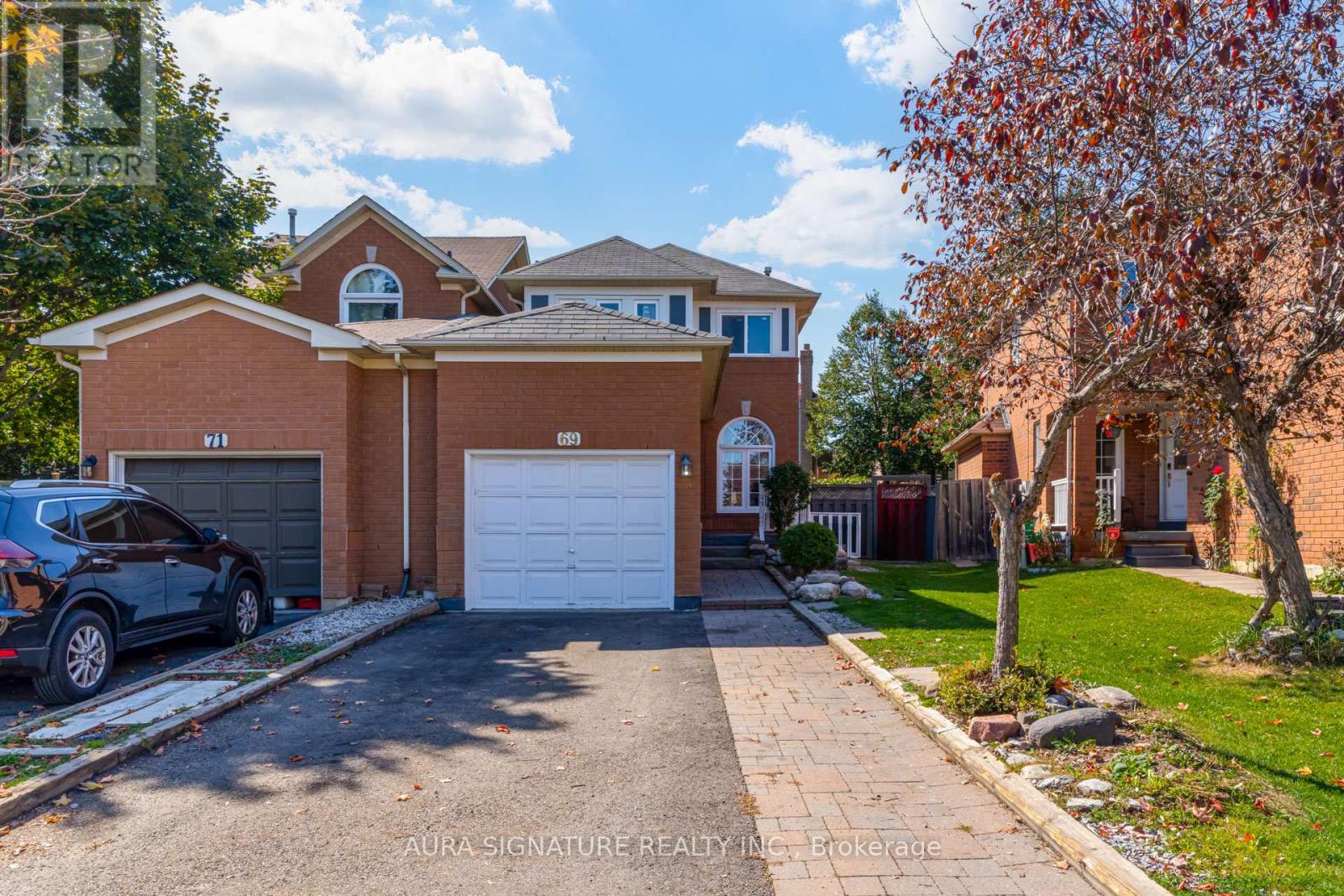 69 Alaskan Summit Court, Brampton (Sandringham-Wellington), Ontario  L6R 1N9 - Photo 2 - W12447384