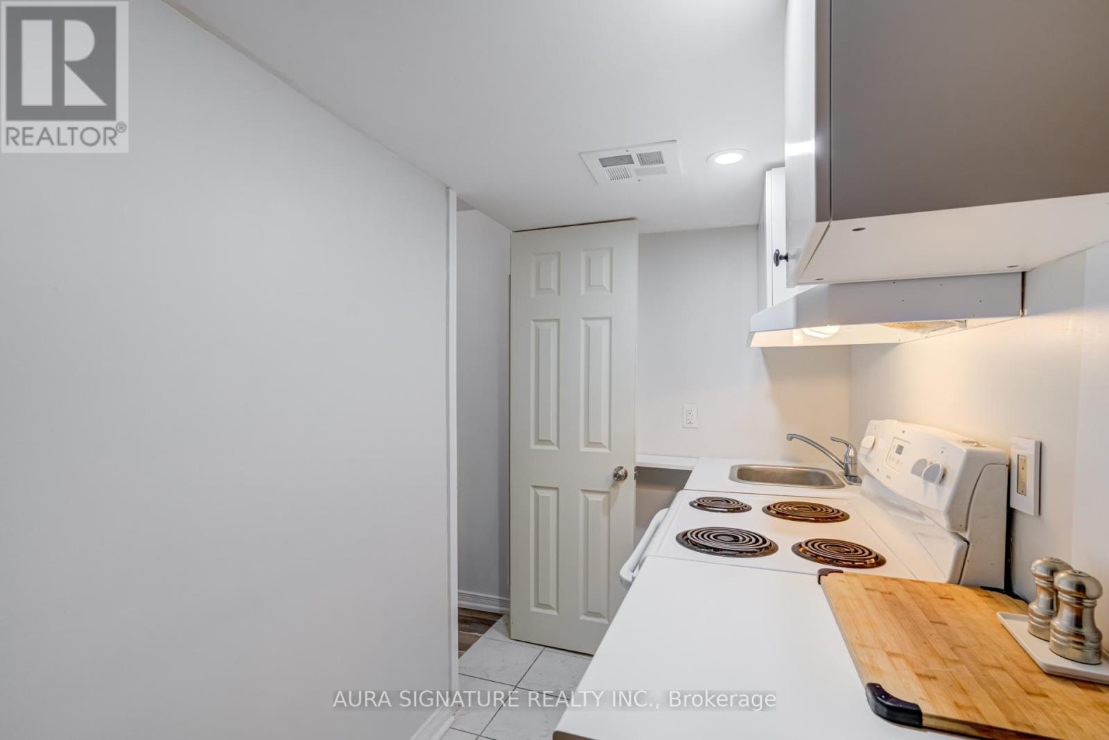 69 Alaskan Summit Court, Brampton (Sandringham-Wellington), Ontario  L6R 1N9 - Photo 35 - W12447384