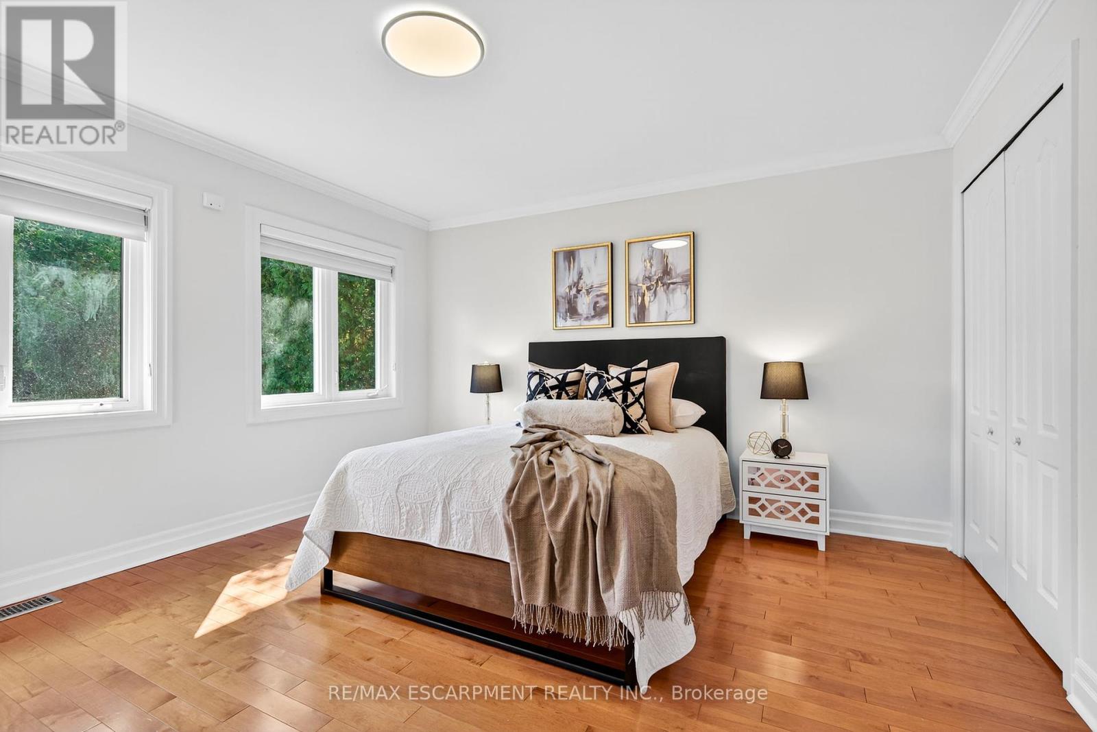 1262 Mississauga Road, Mississauga (Lorne Park), Ontario  L5H 2J2 - Photo 31 - W12447425